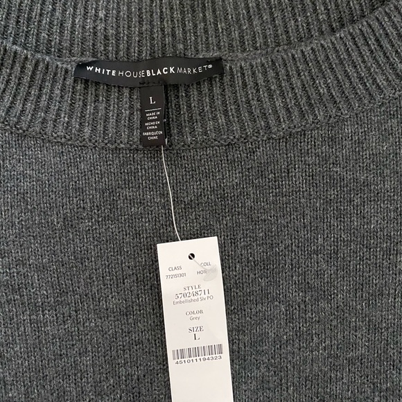 Holiday Top - Picture 4 of 5